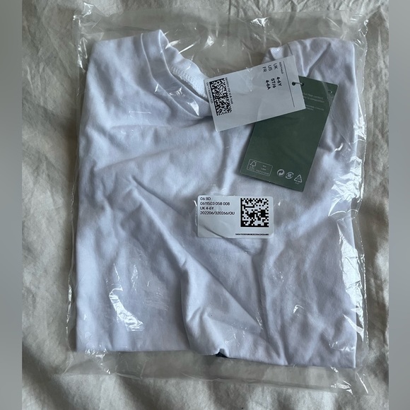 NWT H&M Kids White Cotton T-shirt - Picture 5 of 6